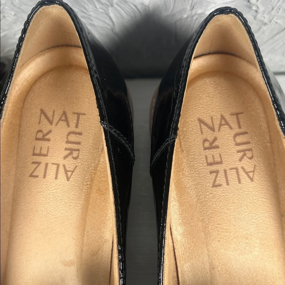 NWOT Naturalizer Ellie Blk Patent Leather Loafers with Tassels Size 7 NWOT Shoe - Picture 2 of 12